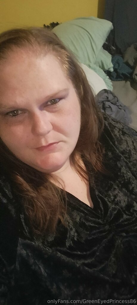 Greeneyedprincess86 star art img