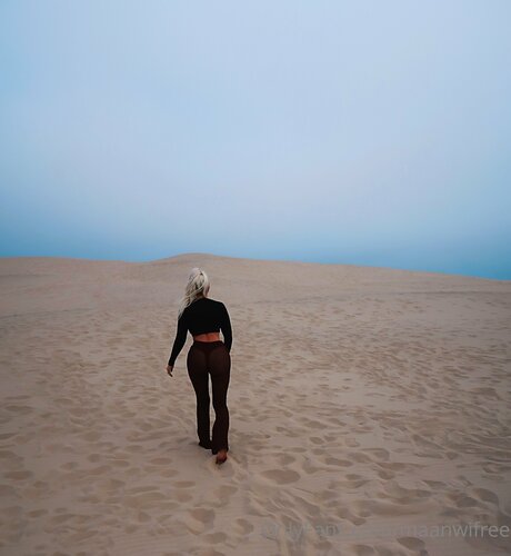 Maanwifree model sex photos