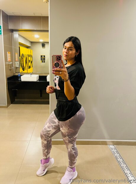 Valeryn69cb actress photo