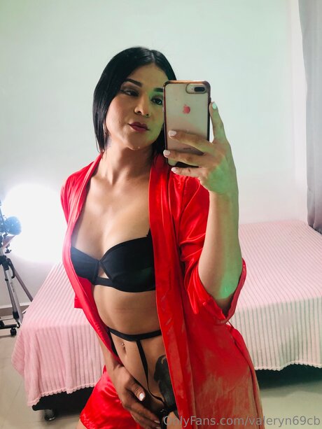 Valeryn69cb hd star pictures