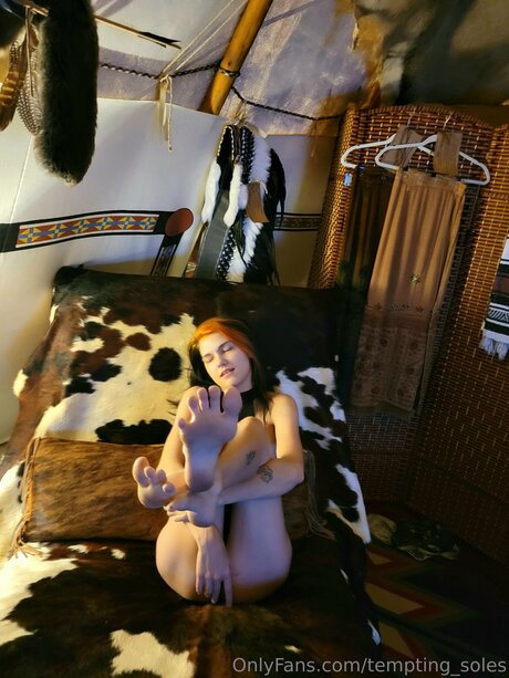 Tempting Soles star top pic