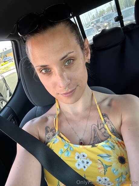 Gigiravine pornstar beautiful img