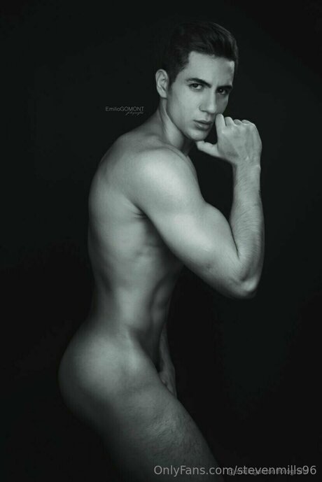 Stevenmills96 pornographic model images