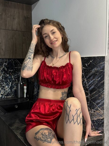Thatangelinaelfie pornstar hot photo