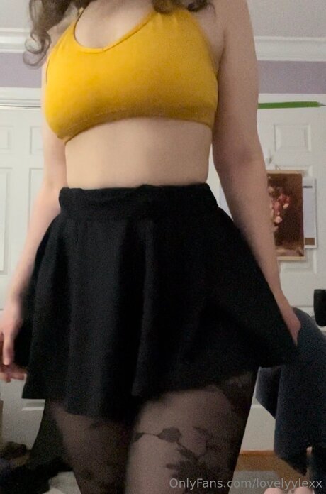 Lovelyylexx top actress image