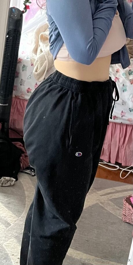 Lovelyylexx hot actress pics