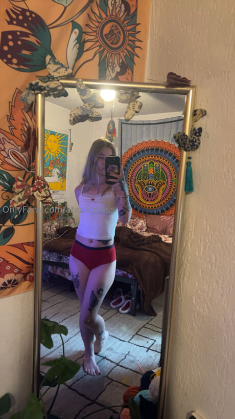 Atxabbbsss naked model image