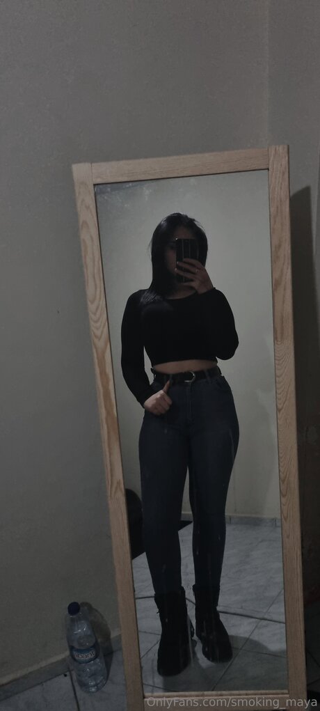 Smoking Maya porn model pictures