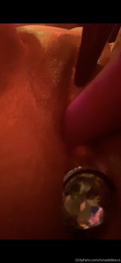 Lunadellexus nudes model picture