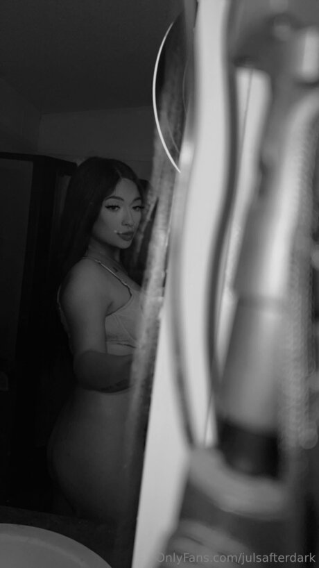 Julsafterdark xxx model images