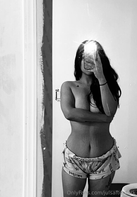 Julsafterdark pornstar high quality photos