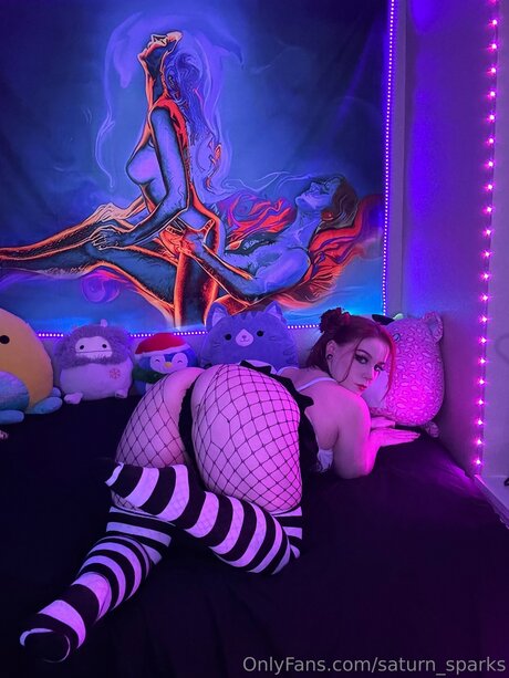 Saturn Sparks star nude pictures