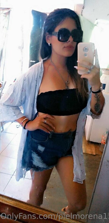 Pielmorena1506 model hd photos