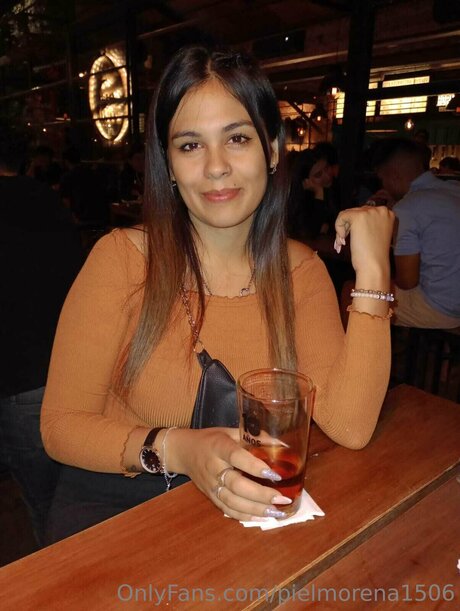 Pielmorena1506 star exclusive photo