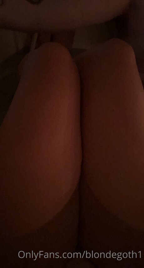 Blondegoth1 sex model pics