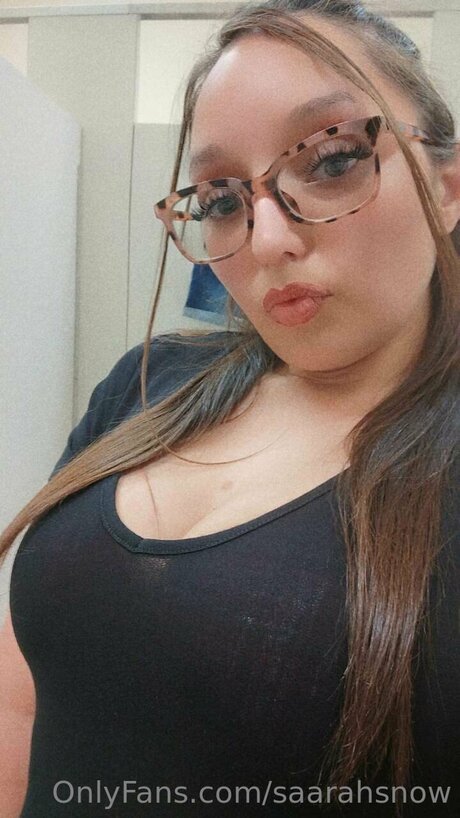 Saarahsnow art actress image