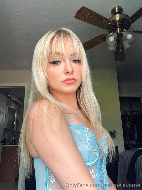 Realzoelaverne model hd img