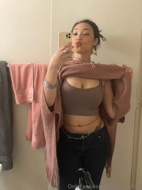 Byebye Birdie pornstar xxx photo