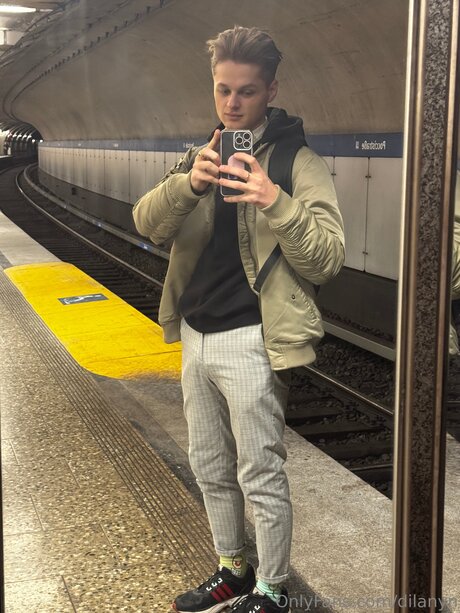 Dilanyn sexy actress archive