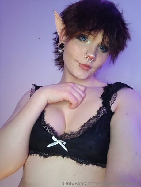 Milkymagpievip pretty model pictures