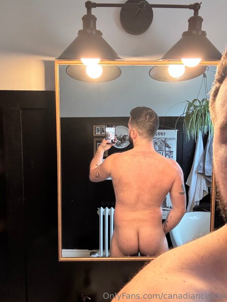 Canadiancub30 model pictures