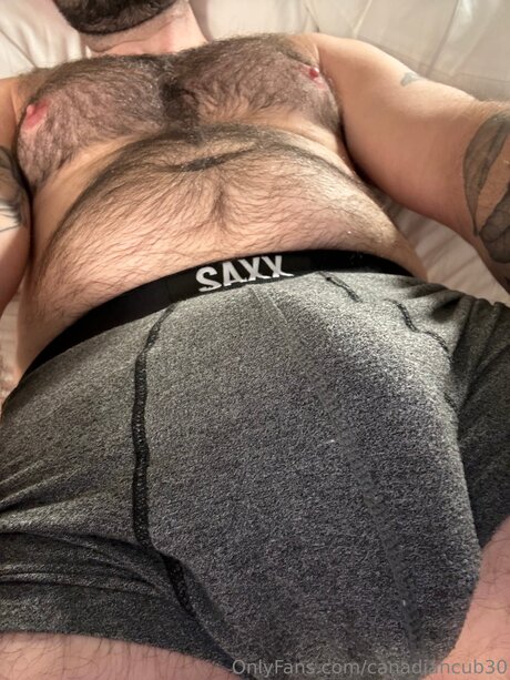 Canadiancub30 pornstar naked pic