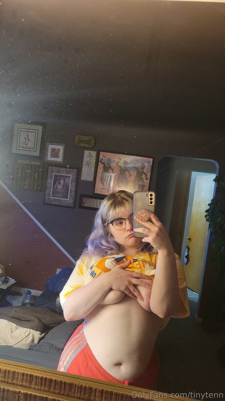 Tinytenn star nudes picture