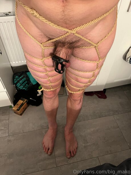 Big Mako pornstar naked image