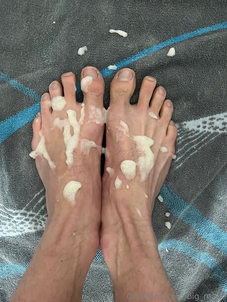 Big Mako nude actress image