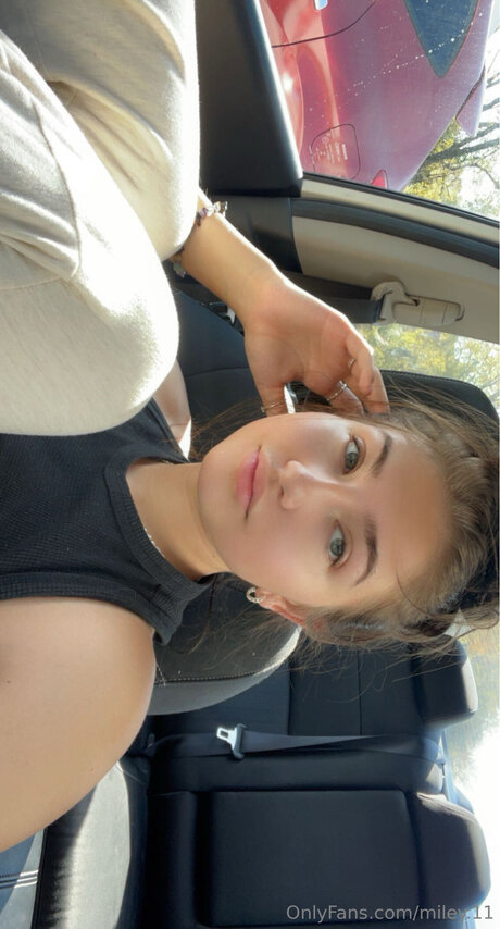 muscle girls onlyfans sexy photos