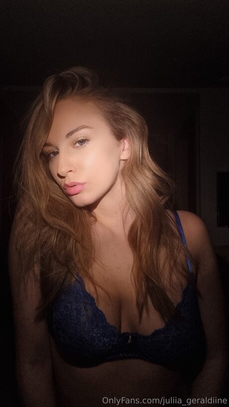Juliia Geraldiine free pornstar archive