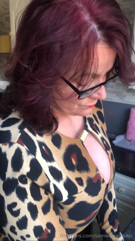 Samwilsonheels model hot pictures