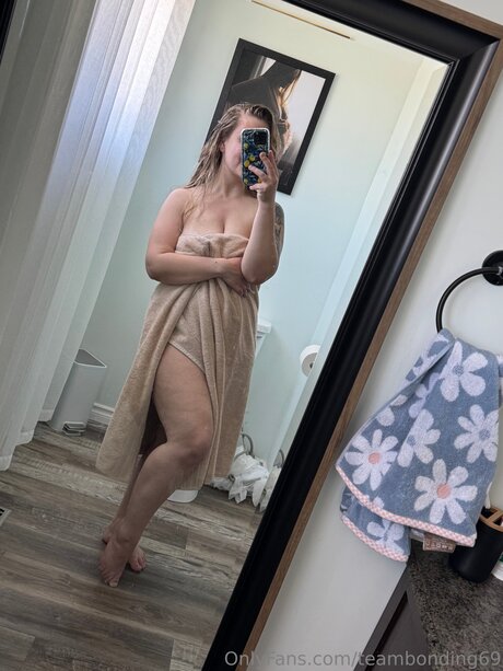 Teambonding69 erotic star photos