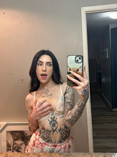 Sadieselena pornstar art image