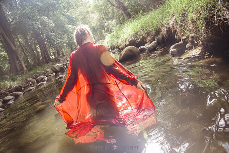 Safeinsurrender model nude photo