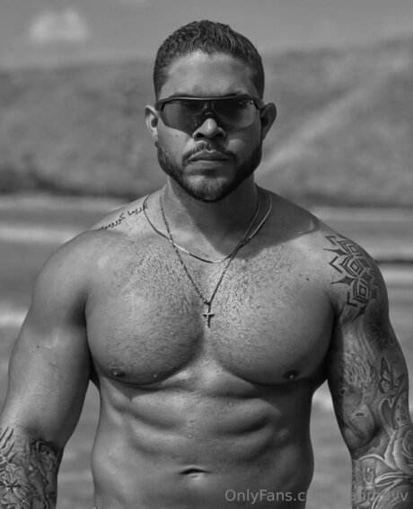 Juanrodvv nudes model images