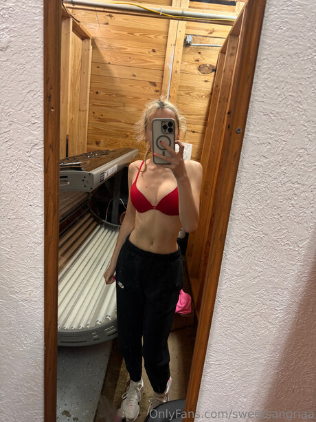 Sweetsangriaa pretty actress archive