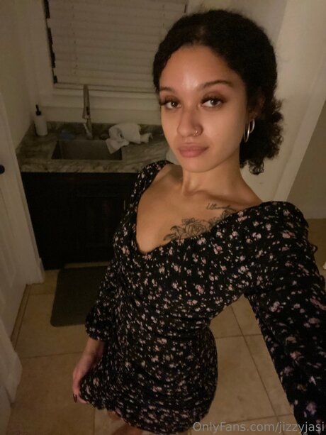 chubby latina onlyfans exclusive pic