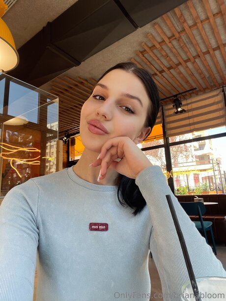 Brianabloom nude actress pic