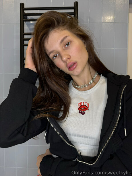 Kylie Oftv nudes model archive