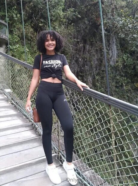 Cristalsweety star xxx photo