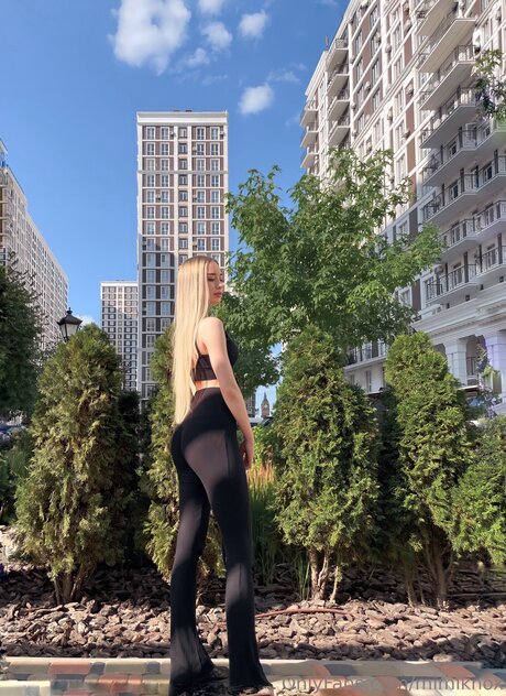 Mimiknox Official hot actress gallery