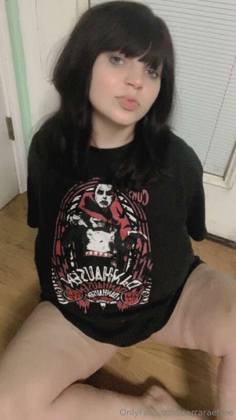 Serraraefree xxx actress gallery