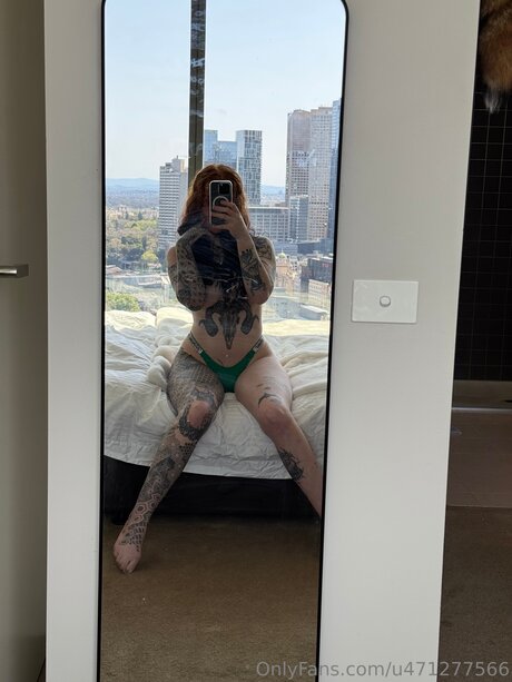 Rose Reality erotic star pic