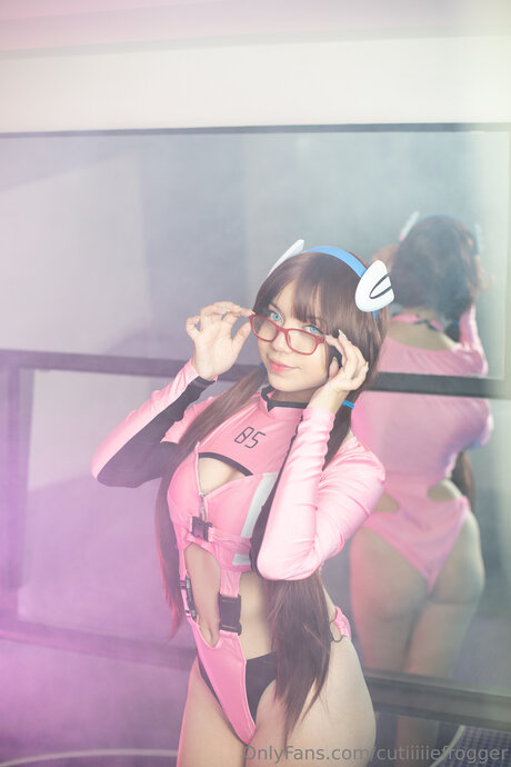 Millkyyy model hot archive