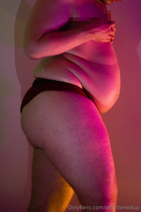 Allfattenedup nudes actress pic