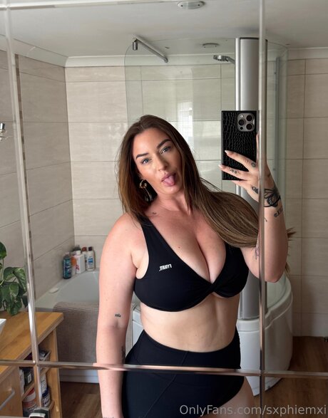 waitress onlyfans beautiful naked images