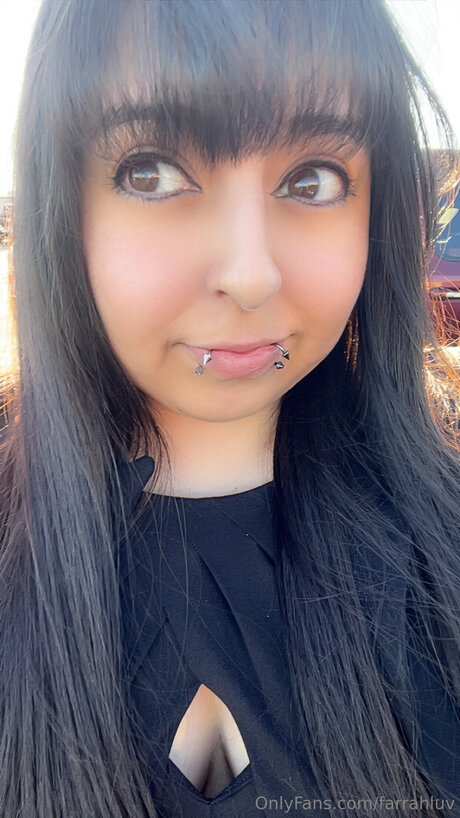 Farrahluv sexy model pictures