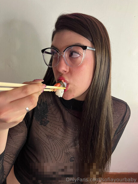 Sofiayourbaby star exclusive pics