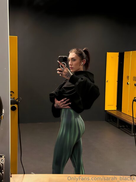 Sarah Blackk pornographic star archive